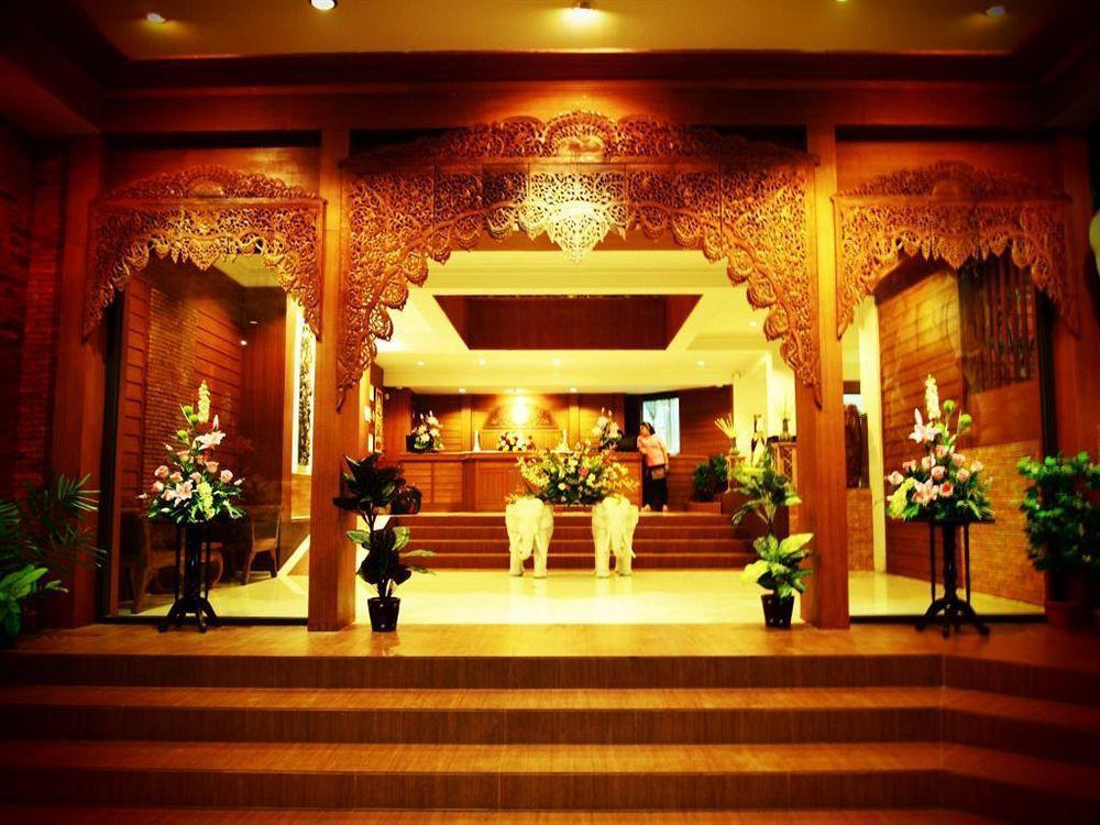 Bua Raya Hotel Τσιάνγκ Μάι Εξωτερικό φωτογραφία